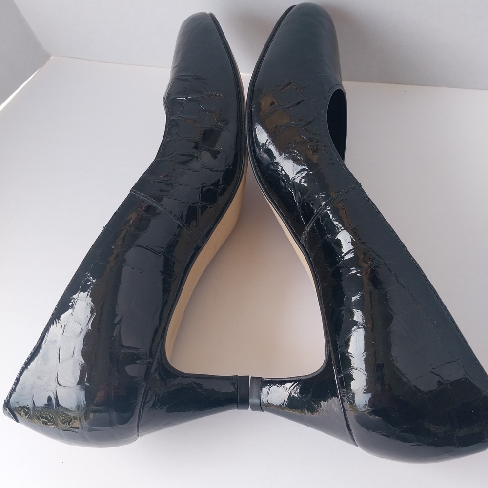 Walking Cradles‎ Black Croc-Embossed Heels - Picture 13 of 16